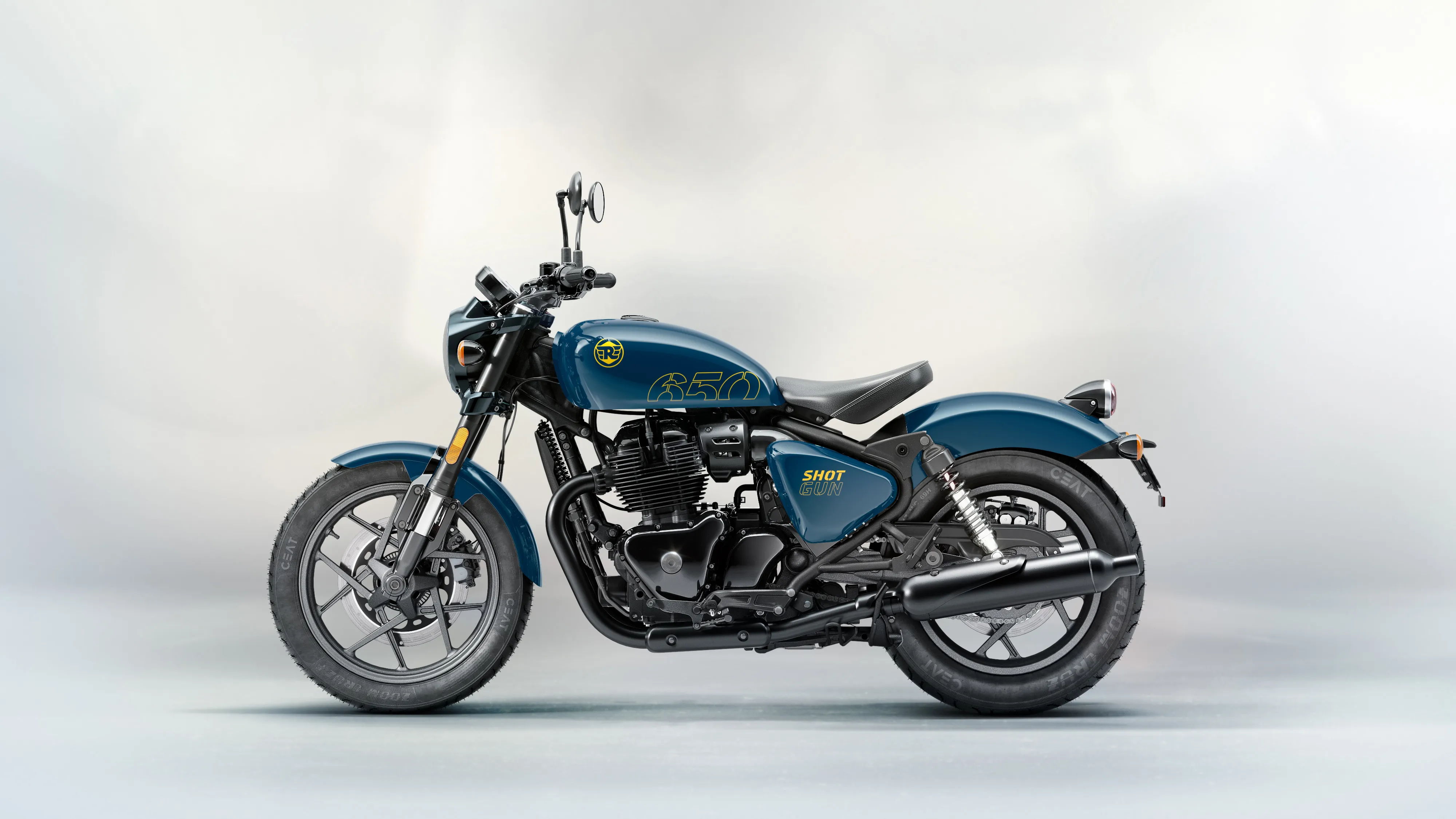Мотоцикл Royal Enfield Shotgun 650 Plasma Blue от мотосалона Мото-Тайм