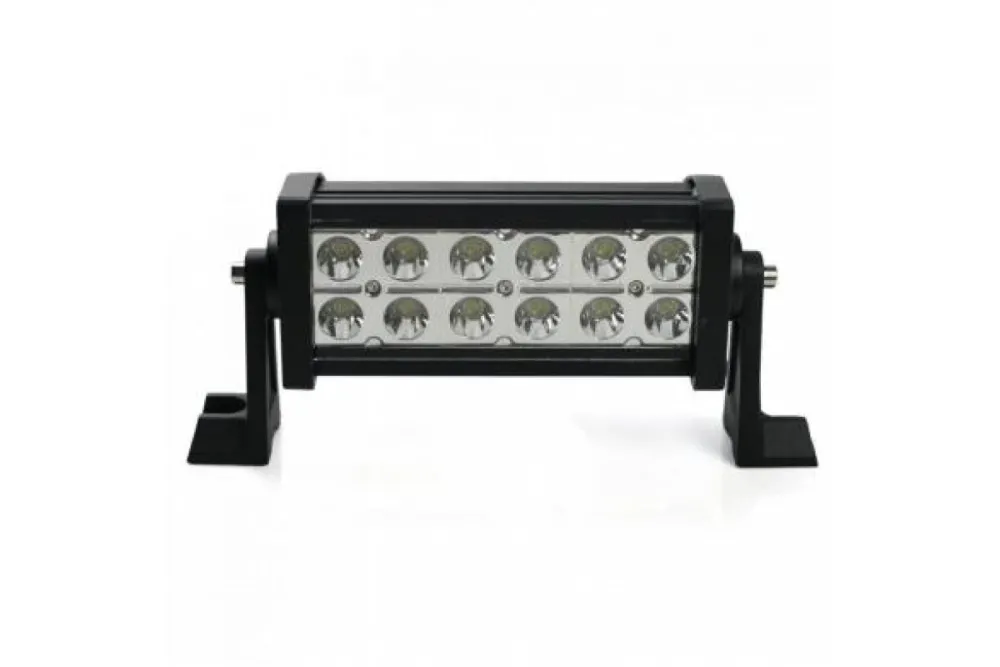 Фара светодиодная CH008 36W SPOT 12 диодов по 3W габаритные размеры 83*82*115*260мм