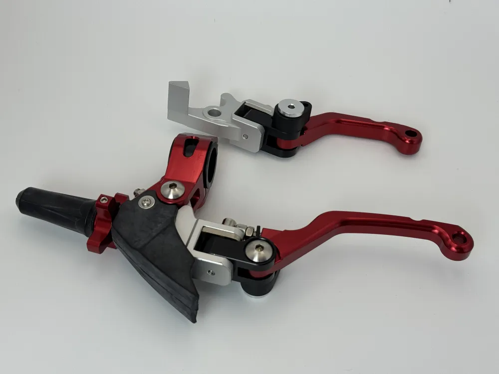 Комплект рычагов сцепление и тормоза (неломайки) CNC 360град ТИП 1 ц. Красный