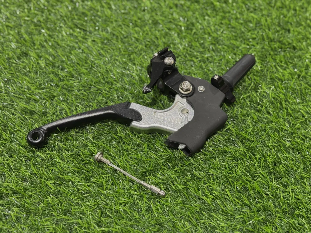 OTOM Рычаг сцепления складной черный