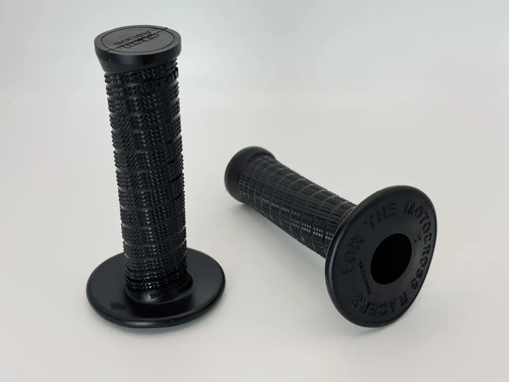 OTOM Ручки руля (грипсы) Черные