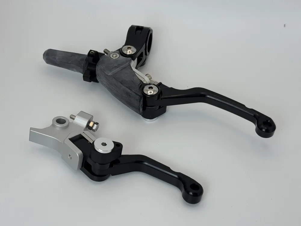 Комплект рычагов сцепление и тормоза (неломайки) CNC 360град ТИП 2 ц. Черный	