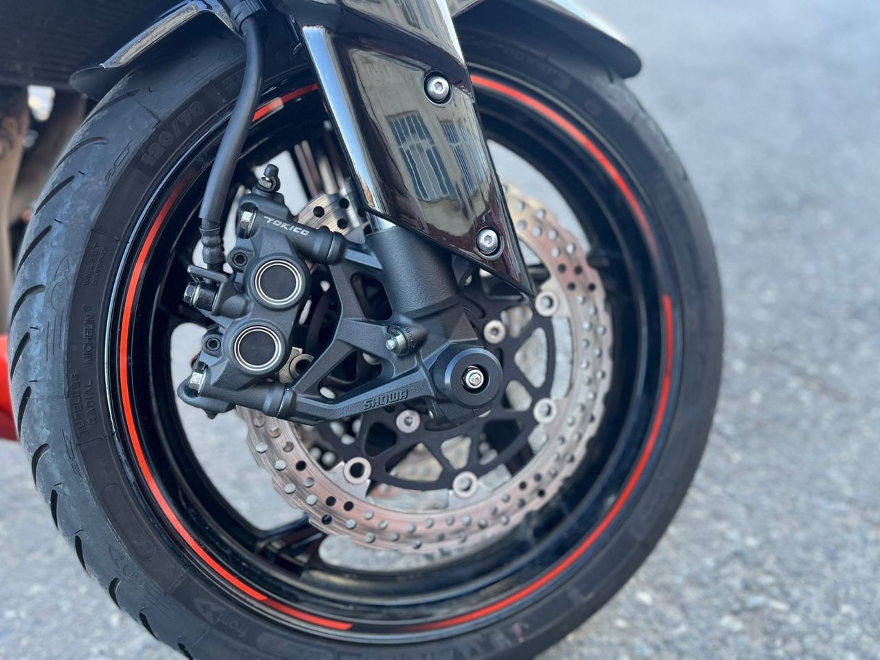 Мотоцикл Kawasaki Z1000 от мотосалона Мото-Тайм