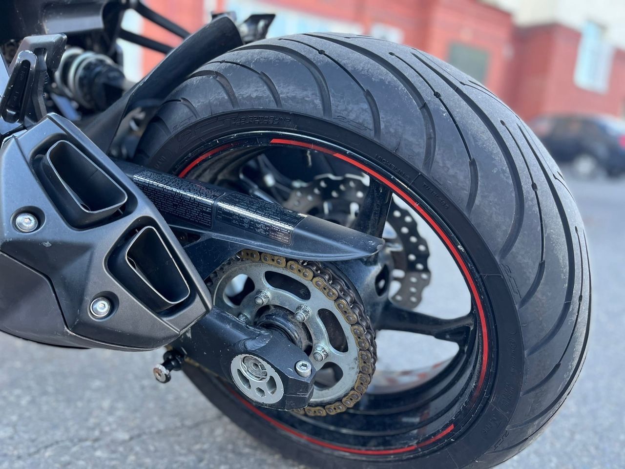 Мотоцикл Kawasaki Z1000 от мотосалона Мото-Тайм